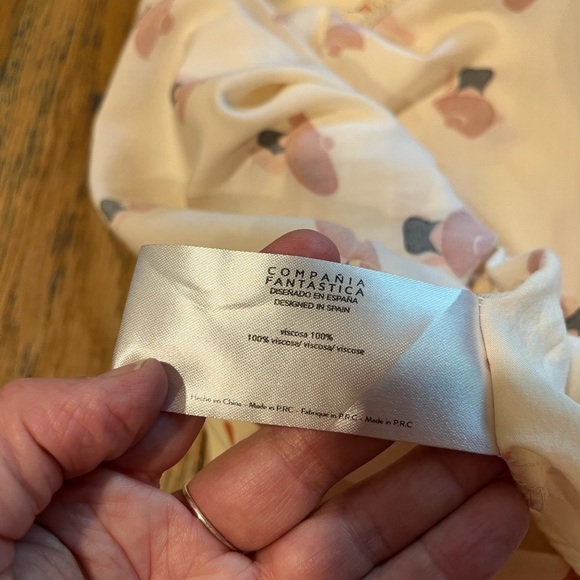 COMPAÑÍA FANTÁSTICA – Cream Camisole with Hat Print – Size M - Picture 3 of 7